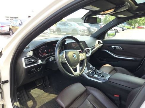 Used 2020 BMW 330i xDrive Sedan w/ Premium Package AWD/4WD image 6