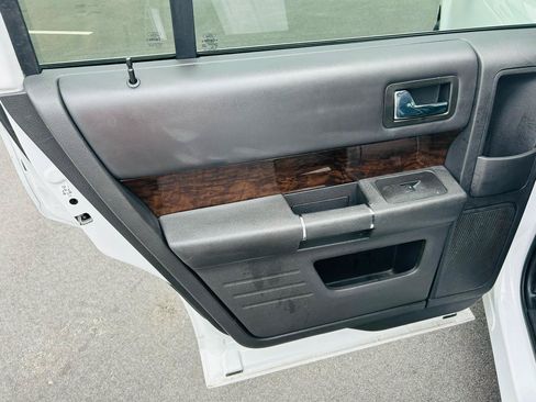 Used 2019 Ford Flex Limited FWD image 22