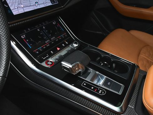 Used 2024 Audi RS Q8 w/ Black Optic Package image 67