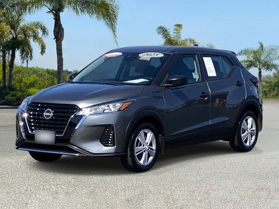 Used 2025 Nissan Kicks Play S