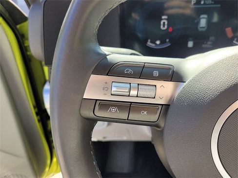 Used 2025 Hyundai Kona SEL image 27