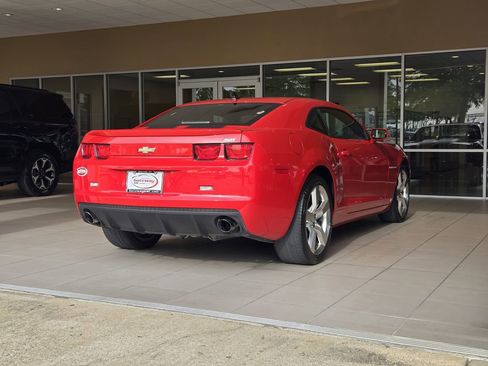 Used 2010 Chevrolet Camaro SS w/ RS Package RWD image 7