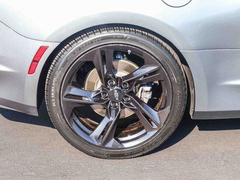 Used 2021 Chevrolet Camaro LT w/ RS Package RWD image 9