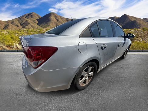Used 2016 Chevrolet Cruze LT FWD image 5