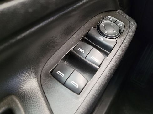 Used 2020 Chevrolet Equinox LT w/ Driver Convenience Package image 27