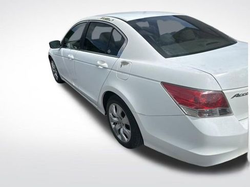 Used 2009 Honda Accord EX image 10