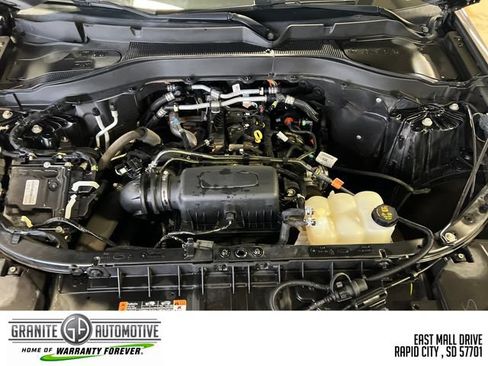 Used 2023 Ford Explorer XLT w/ Equipment Group 202A AWD/4WD image 22