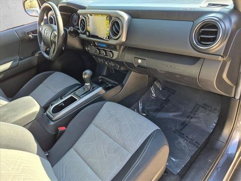 Used 2022 Toyota Tacoma TRD Sport RWD image 19