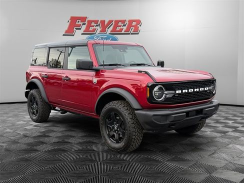 New 2025 Ford Bronco Big Bend image 3