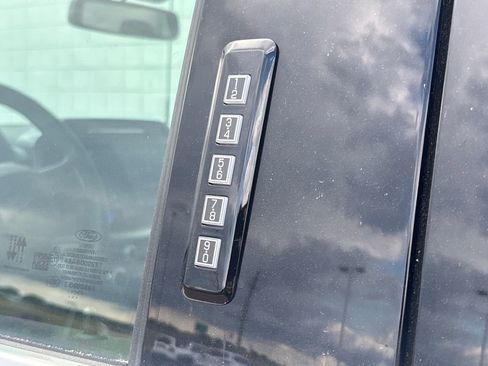 Used 2024 Ford F150 Lariat w/ FX4 Off-Road Package AWD/4WD image 33