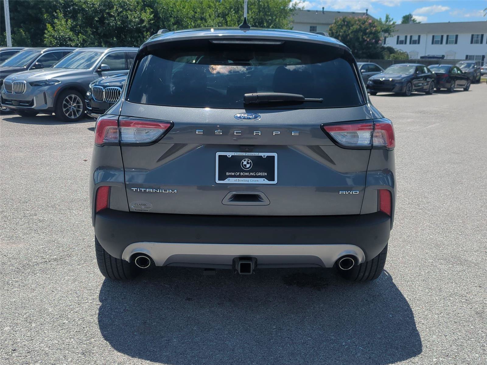 Used 2022 Ford Escape Titanium w/ Titanium Elite Package AWD/4WD image 4