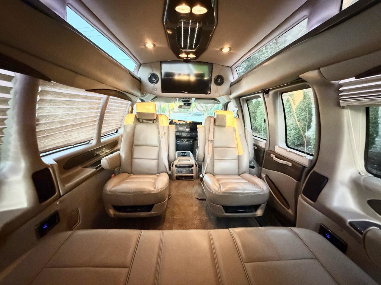 Used 2019 GMC Savana 2500 w/ Enhanced Convenience Package RWD image 46