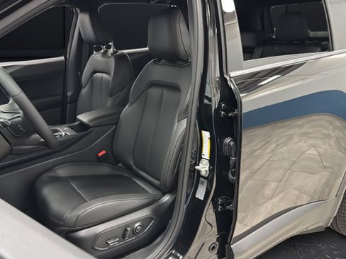 New 2026 Jeep Cherokee Limited AWD/4WD image 9