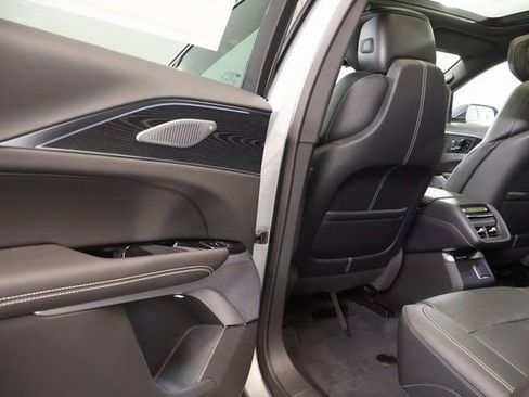New 2026 Cadillac Lyriq Signature Luxury image 24
