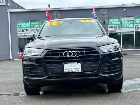 Used 2020 Audi Q5 2.0T Premium w/ Titanium Sport Package AWD/4WD image 2