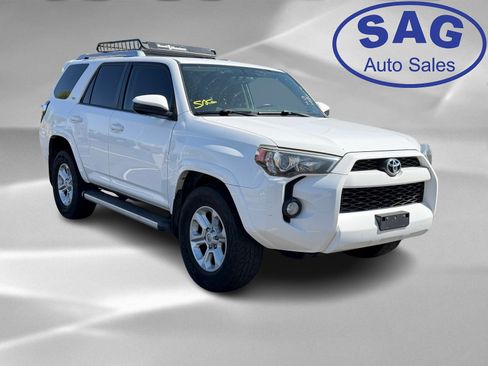 Used 2017 Toyota 4Runner SR5 w/ Preferred Accessory Package image 2