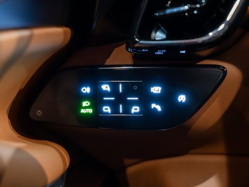 Used 2021 Ferrari Roma image 30