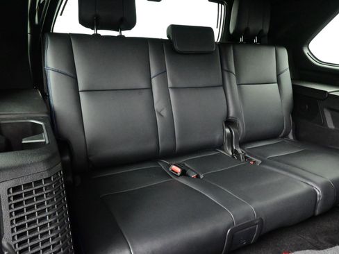 Used 2024 Toyota Sequoia Platinum image 17