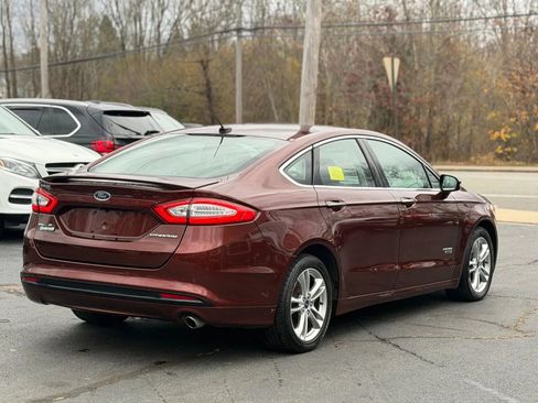 Used 2016 Ford Fusion Energi Titanium w/ Driver Assist Package image 4