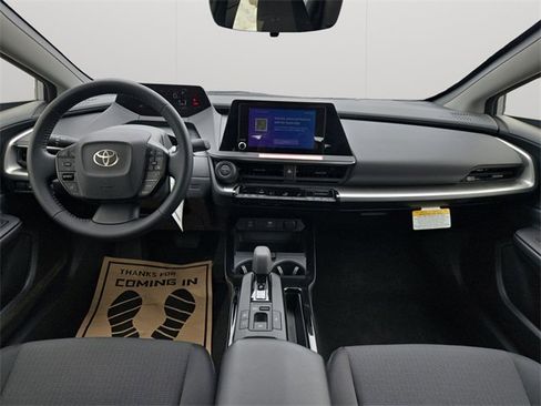 Used 2026 Toyota Prius LE image 18