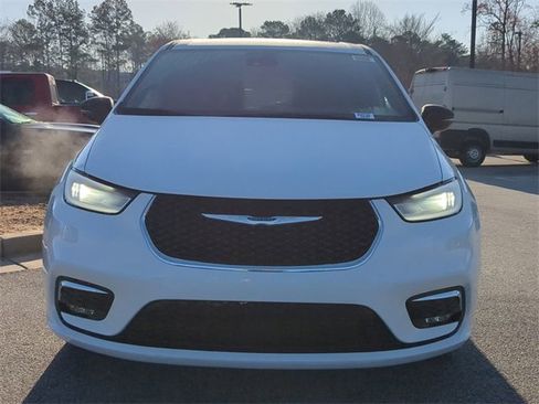 New 2025 Chrysler Pacifica Select image 8
