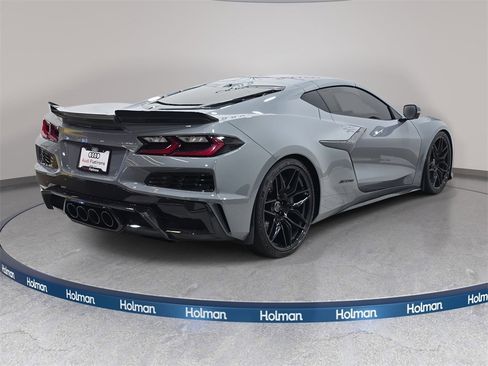 Used 2024 Chevrolet Corvette Z06 image 6