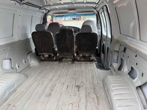 Used 1997 Ford E-150 and Econoline 150 image 18