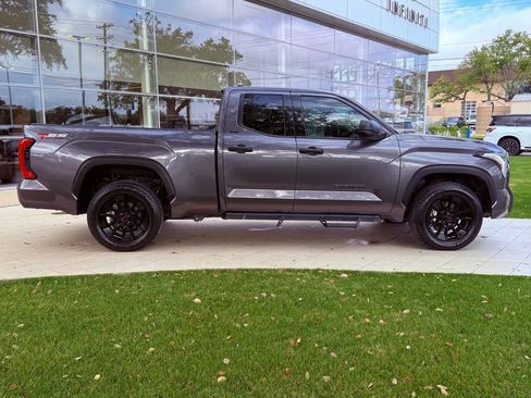 Used 2022 Toyota Tundra SR5 RWD image 5