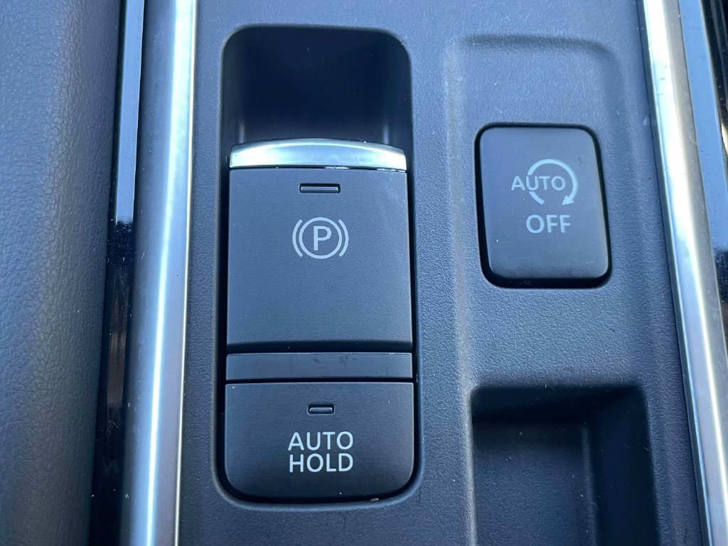 Used 2025 Nissan Pathfinder Platinum w/ Cargo Package FWD image 37