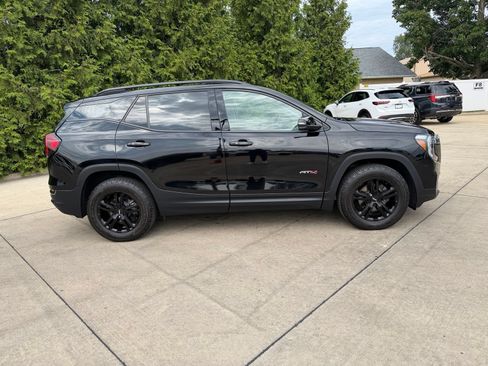 Used 2023 GMC Terrain AT4 w/ Tech Package AWD/4WD image 31