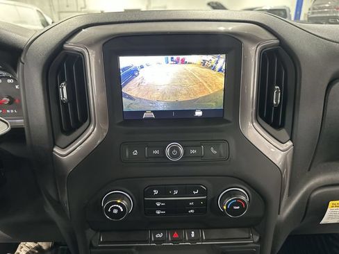 Used 2020 Chevrolet Silverado 1500 Custom w/ Custom Value Package AWD/4WD image 24