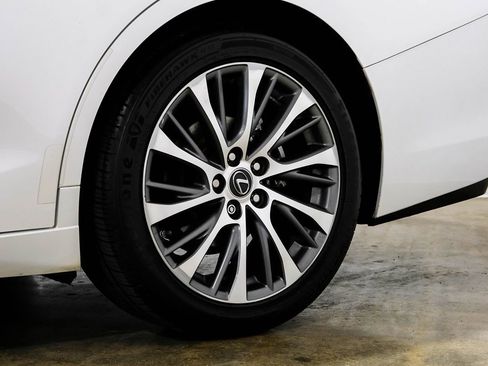 Used 2019 Lexus ES 350 w/ Premium Package image 54