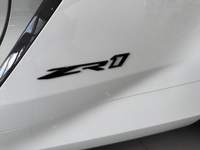 Used 2025 Chevrolet Corvette ZR1 w/ ZR1 Carbon Fiber Aero Package RWD image 10