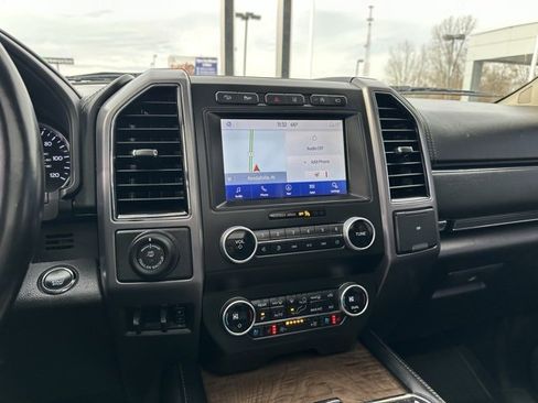 Used 2021 Ford Expedition Platinum image 27