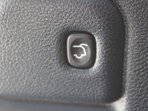 Used 2018 Jeep Grand Cherokee Summit AWD/4WD image 11