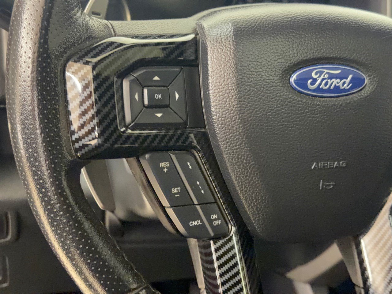 Used 2020 Ford F150 Raptor w/ Equipment Group 802A Luxury AWD/4WD image 18
