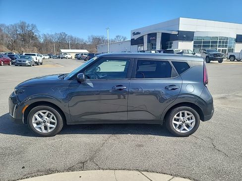 Used 2024 Kia Soul LX w/ Option Group 015 image 4