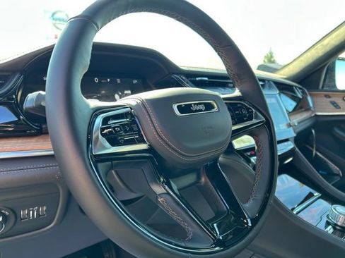 New 2026 Jeep Grand Cherokee L Summit image 45