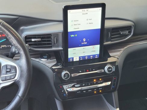 Certified 2023 Ford Explorer Limited w/ Limited Technology Package AWD/4WD image 14