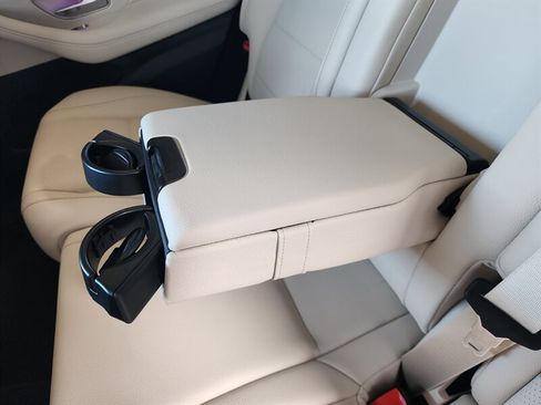 Used 2023 Mercedes-Benz GLE 350 4MATIC w/ AMG Line Exterior image 87