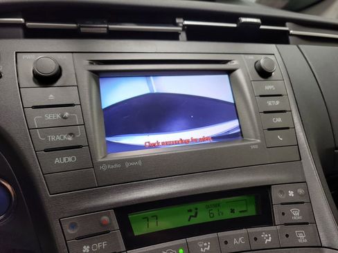 Used 2012 Toyota Prius Three image 16