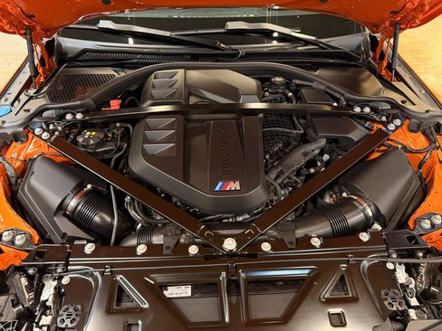 Used 2024 BMW M4 xDrive Competition w/ M Carbon Exterior Package AWD/4WD image 25