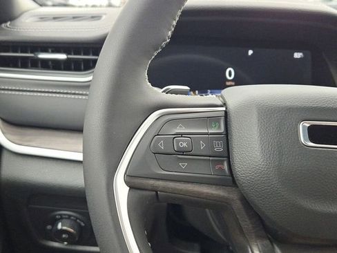 New 2025 Jeep Grand Cherokee L Limited w/ Black Appearance Package image 34