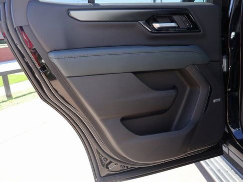 New 2026 GMC Yukon AT4 w/ AT4 Premium Plus Package AWD/4WD image 20