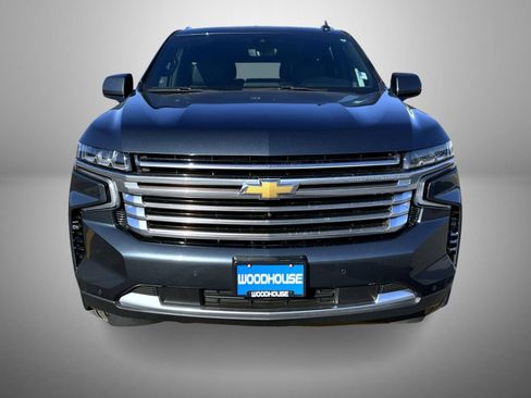 Used 2021 Chevrolet Suburban High Country AWD/4WD image 2