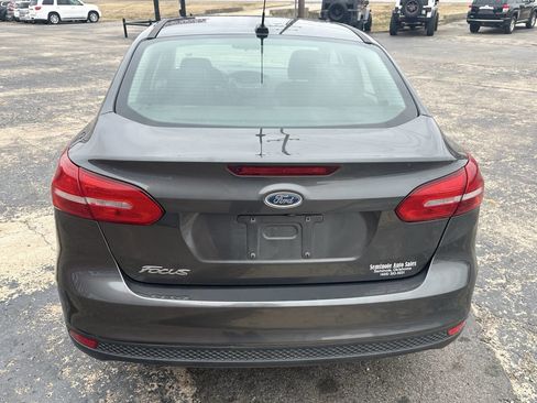 Used 2017 Ford Focus S image 8