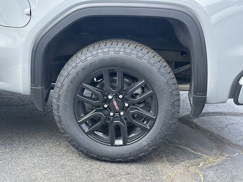 Used 2024 GMC Sierra 1500 Elevation w/ Elevation Premium Package AWD/4WD image 20