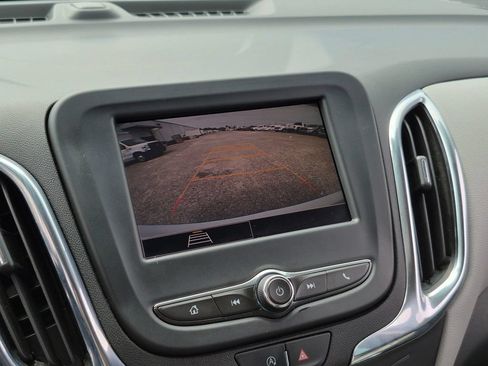 Used 2023 Chevrolet Equinox LS FWD image 24