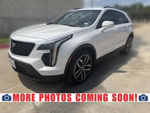 Used 2020 Cadillac XT4 Sport FWD image 1