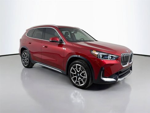 Used 2026 BMW X1 xDrive28i w/ Convenience Package AWD/4WD image 3